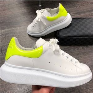 Meet your Posher, Toon